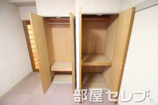 奥行きがある収納です。