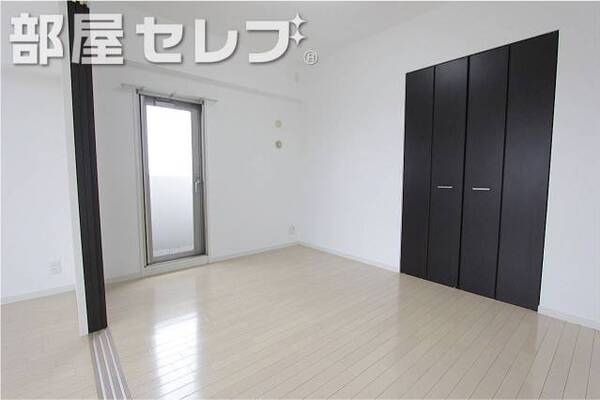 色々と使えるお部屋です。
