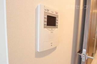 別号室の写真使用（同タイプ・色違い有）