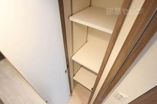 別号室の写真使用（同タイプ・色違い有）