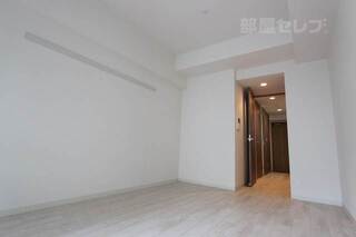別号室の写真使用（同タイプ・色違い有）