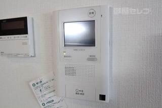 テレビモニターホンで来客時も確認することができます。