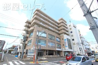 1階に眼下クリニックあります。