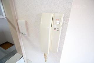 インターホン。
