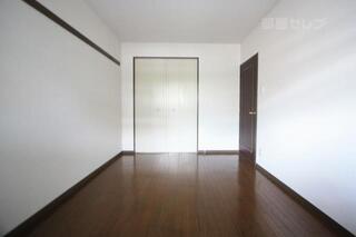 洋室7帖のお部屋です。
