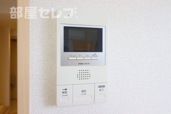 違うお部屋の写真になります。