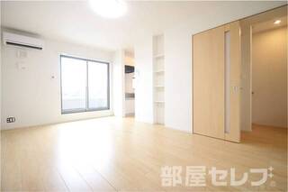 ※202号室の写真を流用しています。