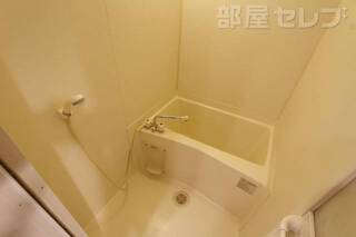 バス・トイレ別です