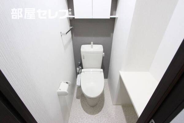 ※階によりアクセントクロスが異なります。（501号室写真）