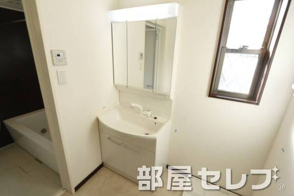 独立洗面、便利でしょ。