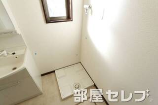 室内洗濯置場で冬場も安心。