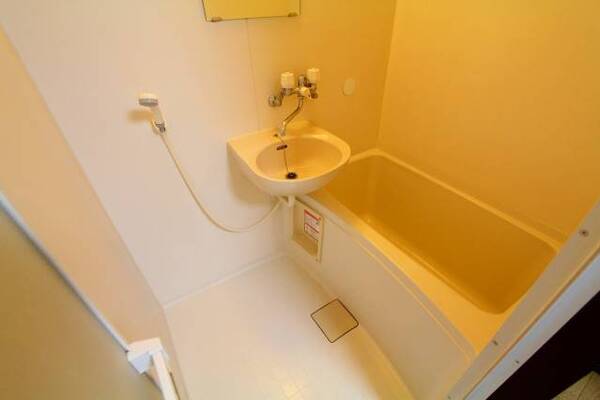 綺麗で清潔感のあるトイレです