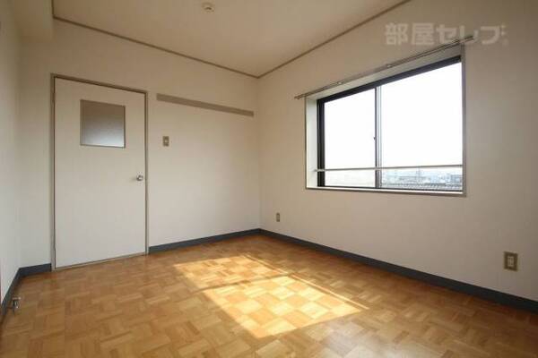 ※402号室参照