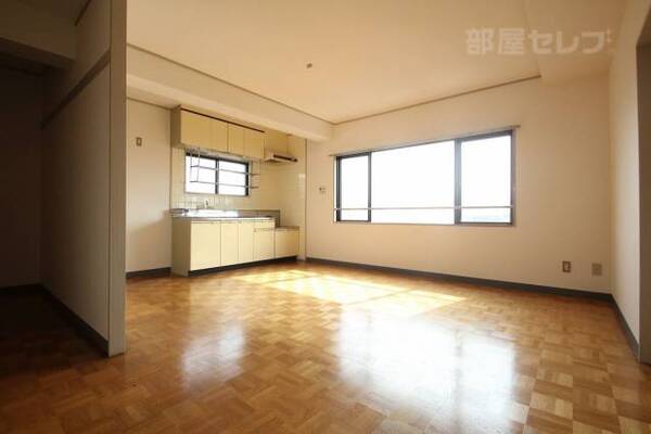 ※402号室参照