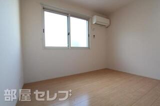 明るいお部屋です。
