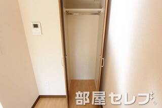 使いやすいサイズの収納です。イメージ写真