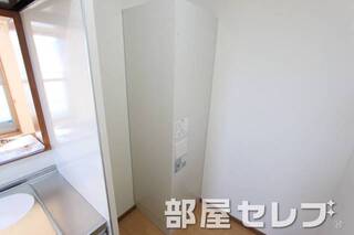 オール電化電気温水器です。