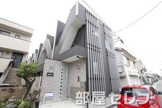 おしゃれな外観。