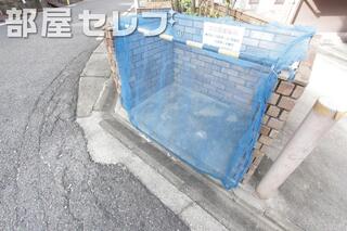エントランス付近。