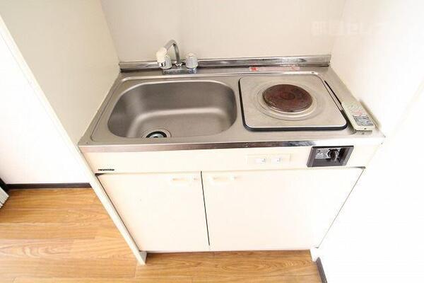 電気コンロですよ。