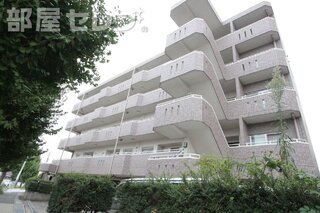 藤ヶ丘駅まで徒歩圏内のファミリー物件。