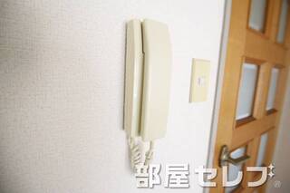 インターホン。