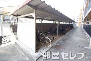 自転車置場。