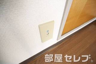 電話回線。