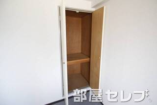 北側収納。