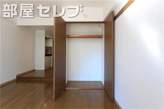 ハンガー掛けあります。
