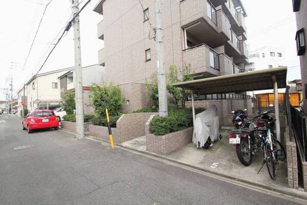 ※103号室の内装写真参照