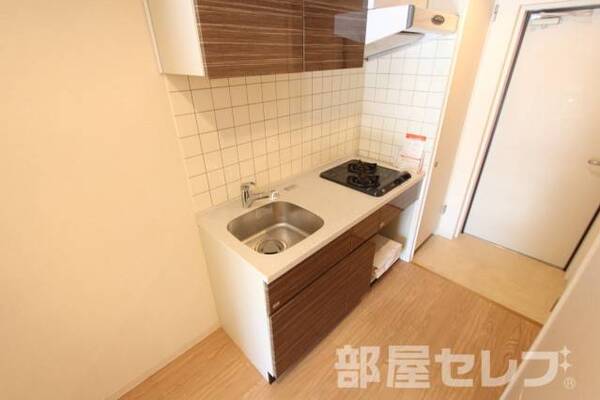 ※105号室の写真を流用しています。
