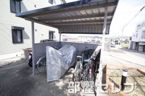 自転車置場。
