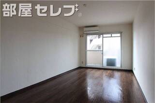 広々としたリビング。