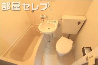 カーテン有。仕切りができます。