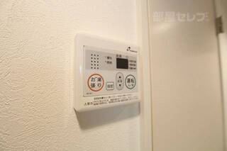 ※102号室内装写真参照