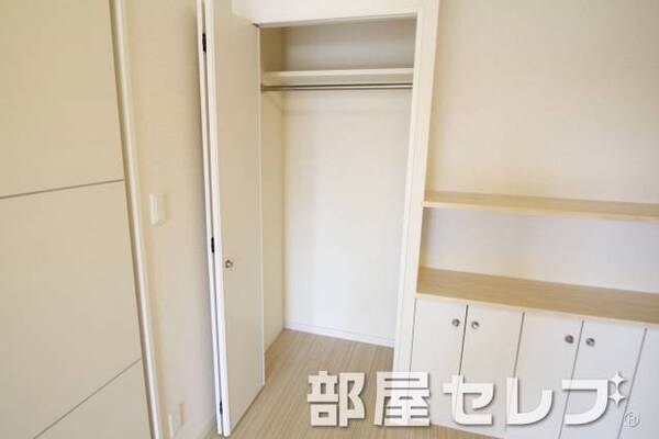 クローゼット。