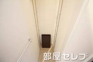 シューズボックス。