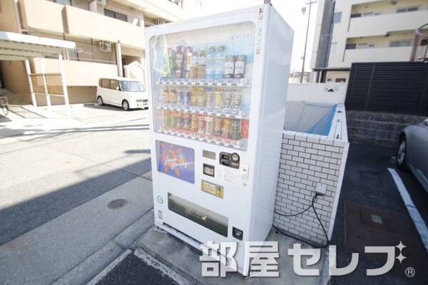 自動販売機。