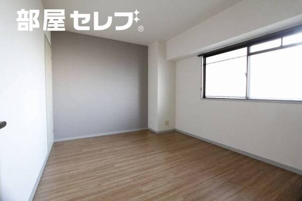角部屋になります。