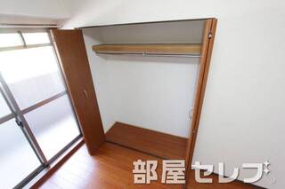 クローゼット。