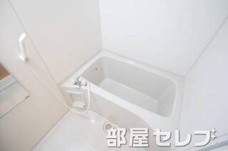 お風呂もきれいにしています。