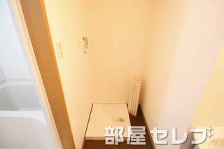 室内洗濯機置き場。