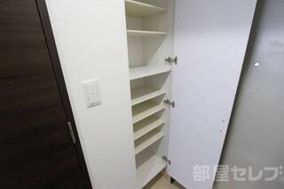 シューズボックスです