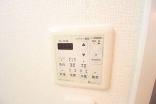 浴室乾燥機も付いています