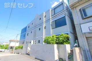 存在感ある重厚な造りのデザイナーズマンション