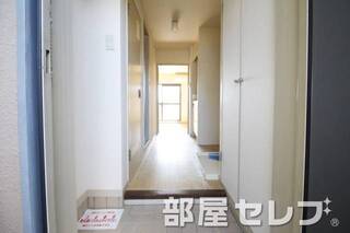 玄関口。