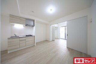 物件図面、確認済証、間取り図等格納されております。