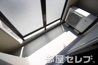充分な広さのベランダですね。