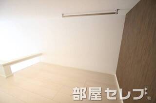 オープンクローゼット。